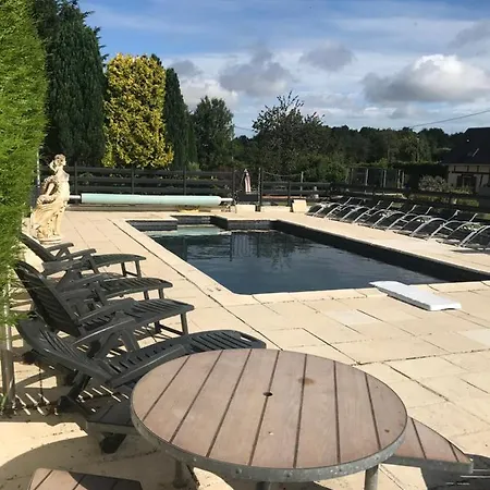 D'hote Du Domaine De La Reine Blanche Bed & Breakfast