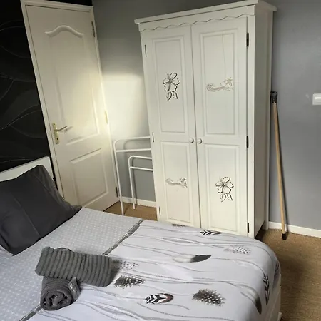 D'hote Du Domaine De La Reine Blanche 3*